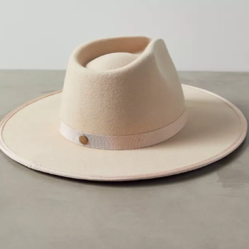 WYETH Vintage style wool rancher hat